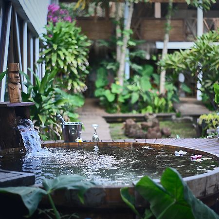 Hare Nua Hotel Boutique Hanga Roa Exterior photo